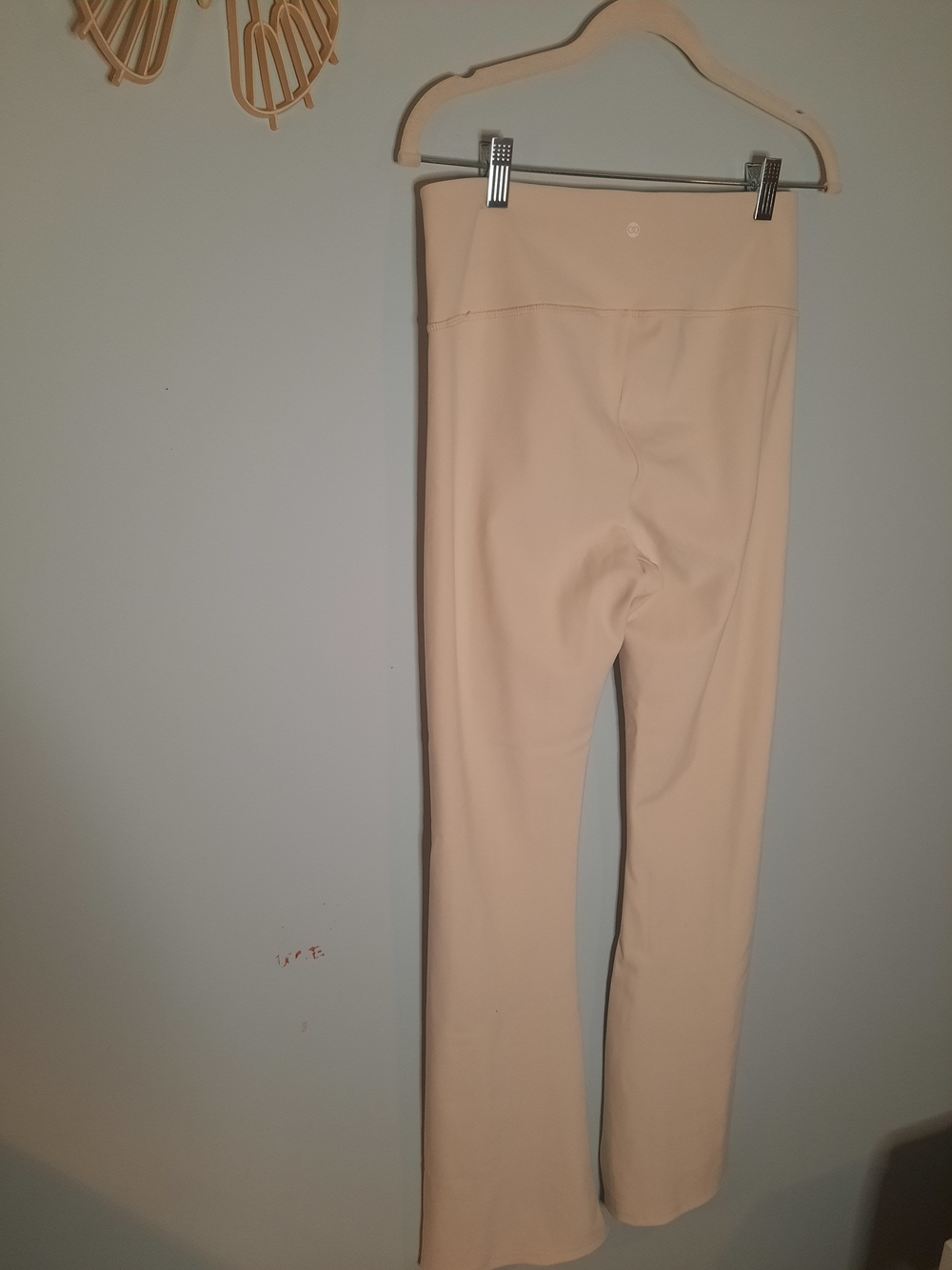 CALIA by Carrie Underwood Beige Flare Pants, Boho, Active, Yoga, Whimsy, Spring - Picture 7 of 7
